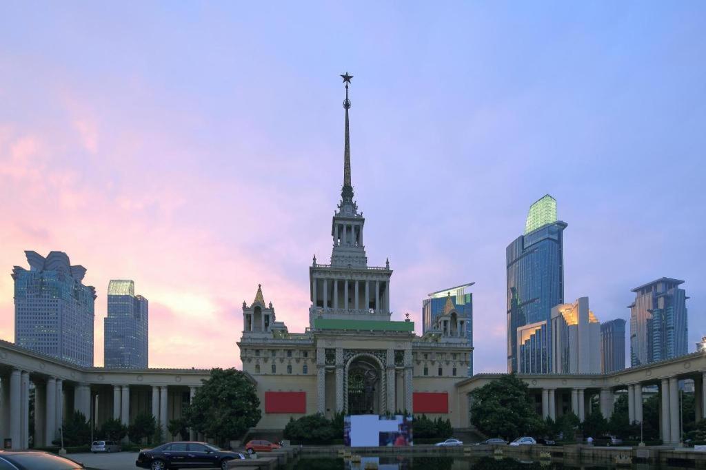 Home Inns Plus Shanghai Xujiahui Branch Екстер'єр фото