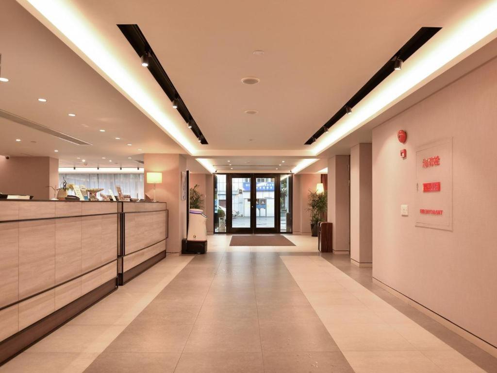 Home Inns Plus Shanghai Xujiahui Branch Екстер'єр фото