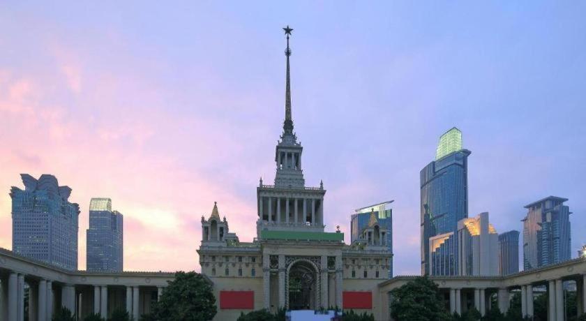 Home Inns Plus Shanghai Xujiahui Branch Екстер'єр фото